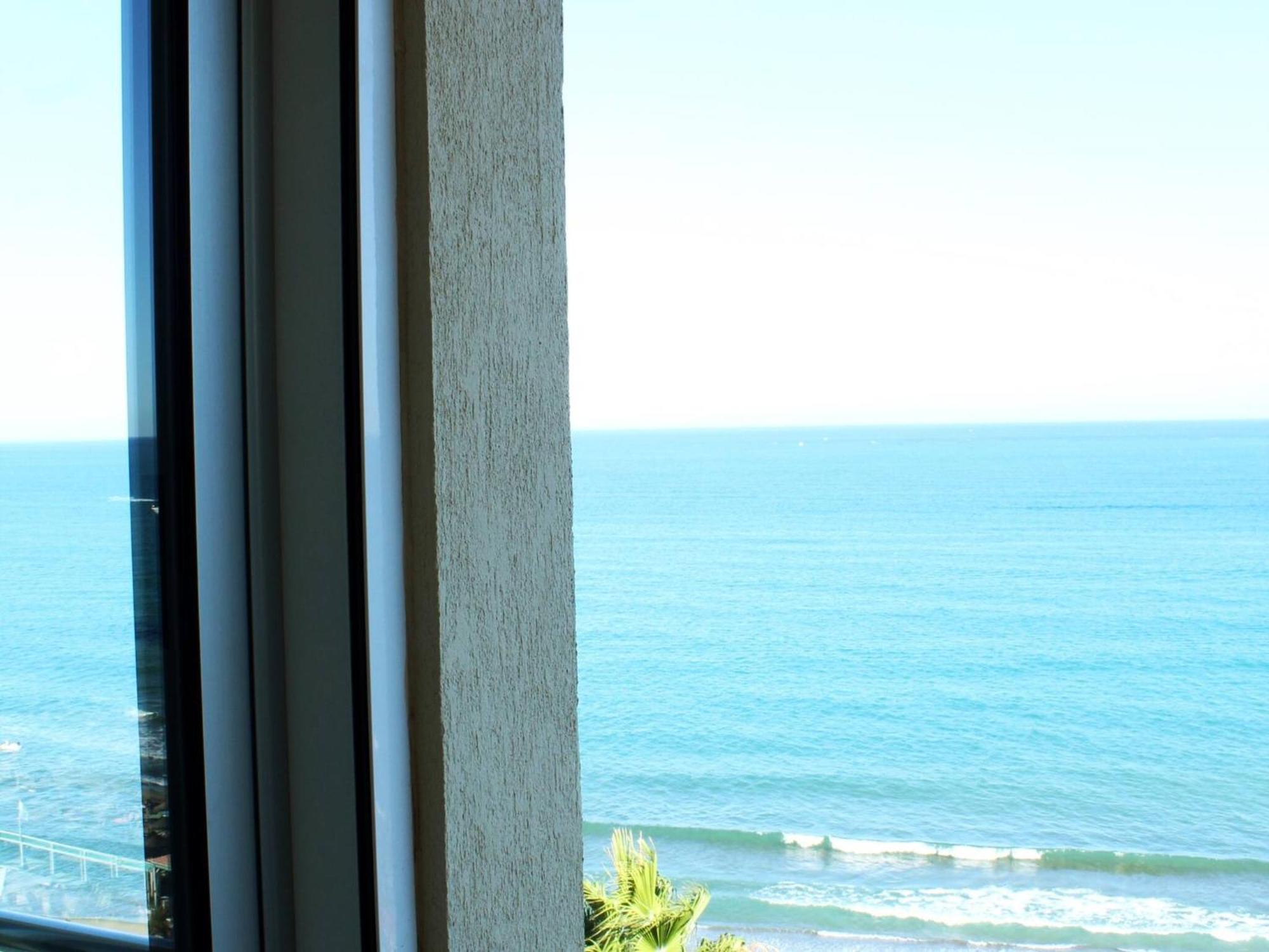 Esplendido Apartamento A Pie De Playa En Torremolinos Exteriör bild